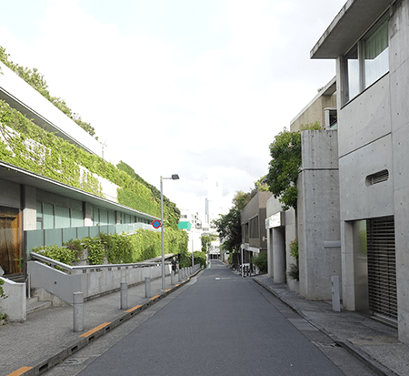 神宮前小学校付近